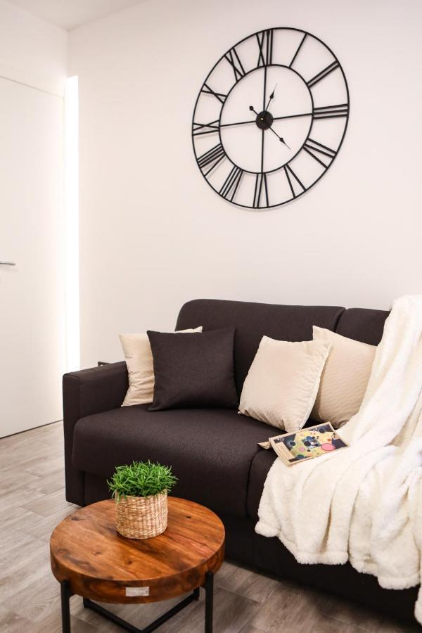 Smart House Ingresso Indipendente- Amalfi Coast Apartment ซาแลร์โน ภายนอก รูปภาพ
