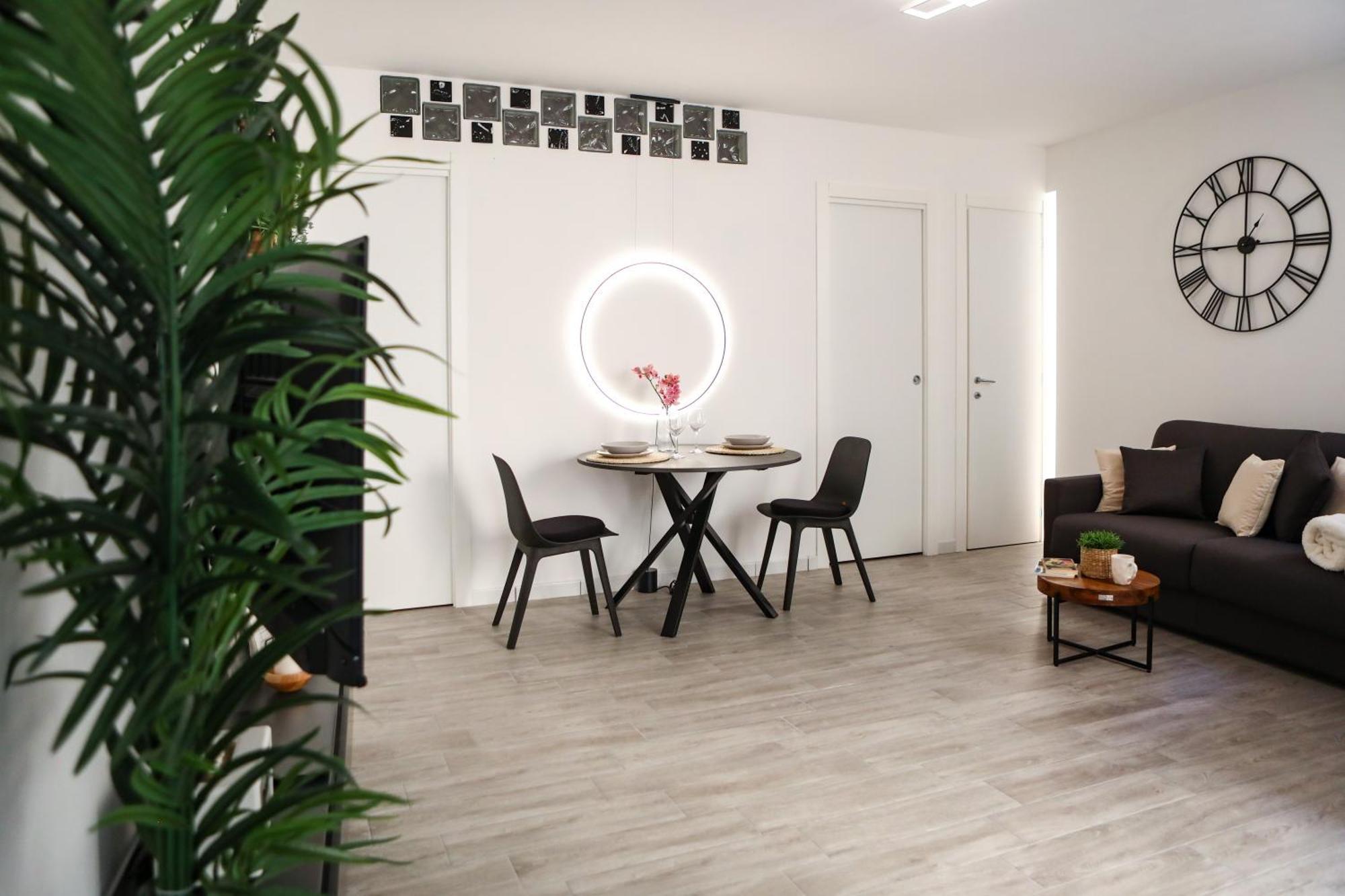 Smart House Ingresso Indipendente- Amalfi Coast Apartment ซาแลร์โน ภายนอก รูปภาพ