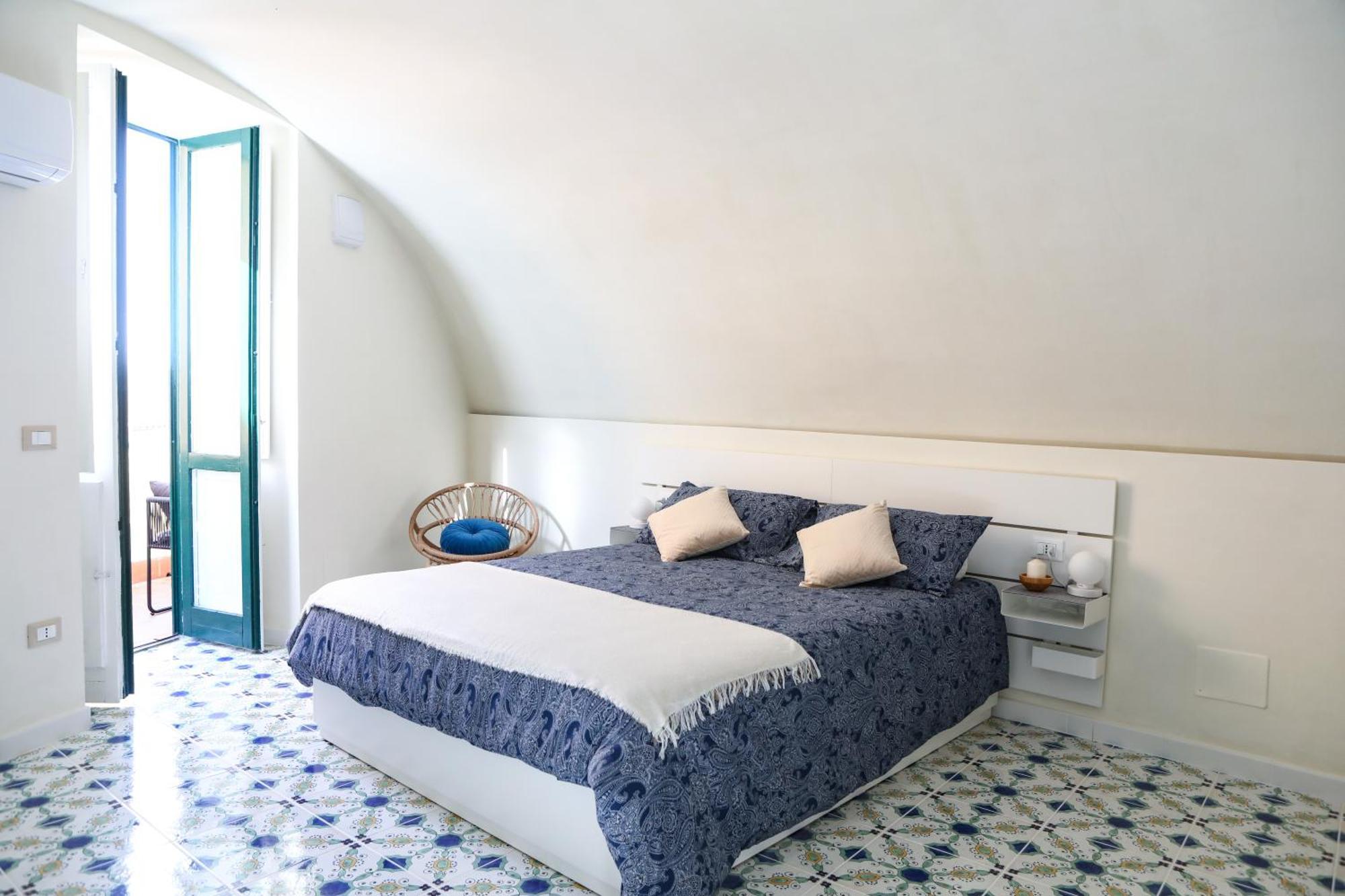 Smart House Ingresso Indipendente- Amalfi Coast Apartment ซาแลร์โน ภายนอก รูปภาพ