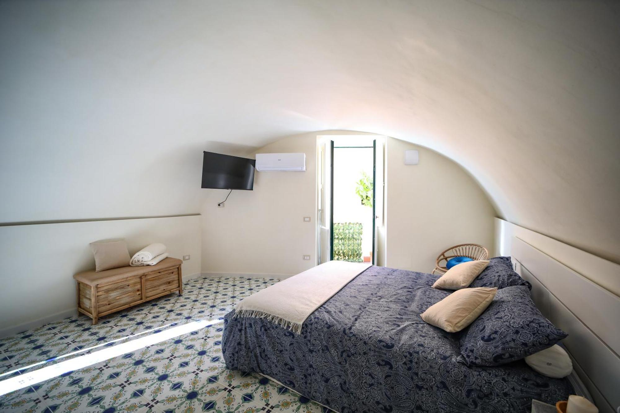 Smart House Ingresso Indipendente- Amalfi Coast Apartment ซาแลร์โน ภายนอก รูปภาพ