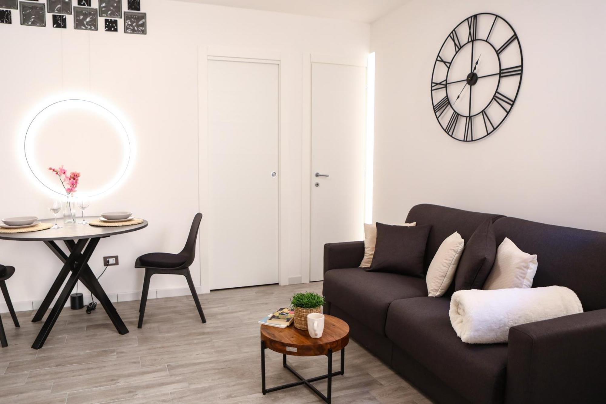 Smart House Ingresso Indipendente- Amalfi Coast Apartment ซาแลร์โน ภายนอก รูปภาพ