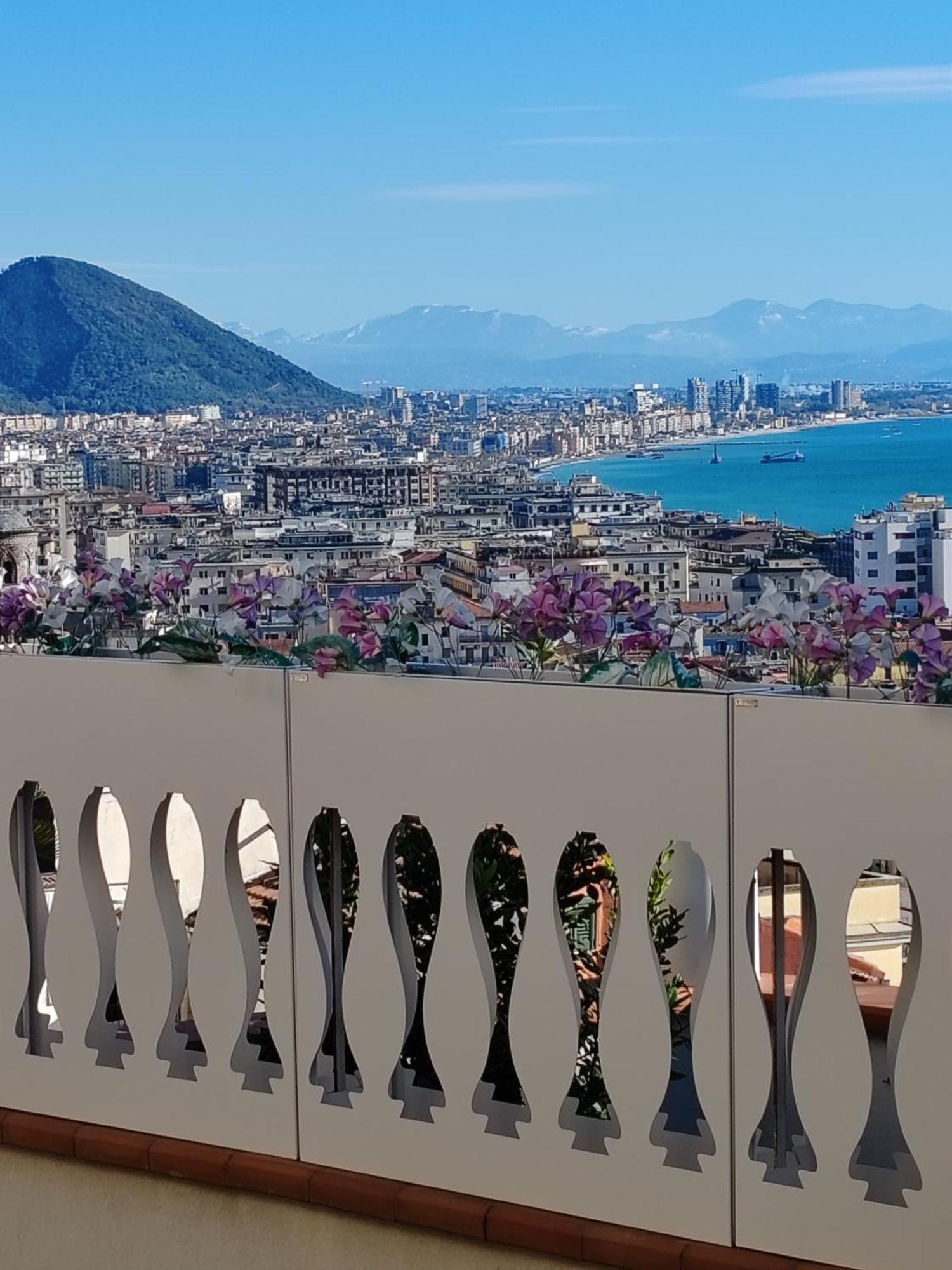 Smart House Ingresso Indipendente- Amalfi Coast Apartment ซาแลร์โน ภายนอก รูปภาพ